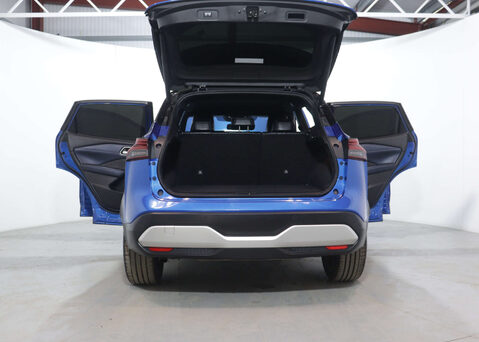 Nissan Qashqai 1.3 Qashqai Tekna+ DiG-T MHEV CVT 5dr 52