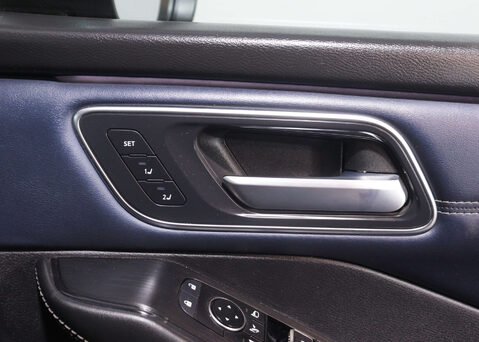 Nissan Qashqai 1.3 Qashqai Tekna+ DiG-T MHEV CVT 5dr 33