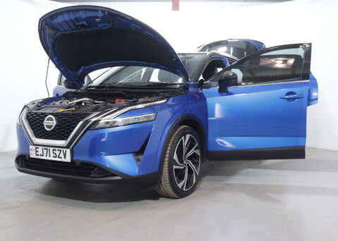 Nissan Qashqai 1.3 Qashqai Tekna+ DiG-T MHEV CVT 5dr 49