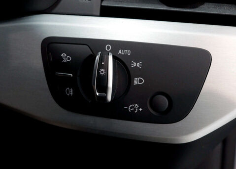 Audi A5 2.0 A5 S Line 40 TFSI MHEV Semi-Auto 2dr 38