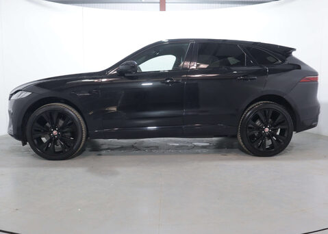 Jaguar F-Pace 2.0 F-PACE R-Dynamic HSE D MHEV AWD Auto 4WD 5dr 8