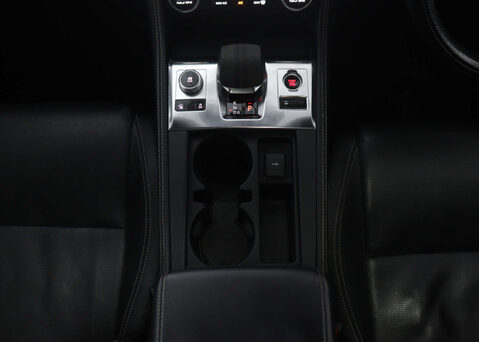 Jaguar F-Pace 2.0 F-PACE R-Dynamic HSE D MHEV AWD Auto 4WD 5dr 20