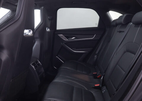 Jaguar F-Pace 2.0 F-PACE R-Dynamic HSE D MHEV AWD Auto 4WD 5dr 49