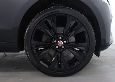 Jaguar F-Pace 2.0 F-PACE R-Dynamic HSE D MHEV AWD Auto 4WD 5dr 14