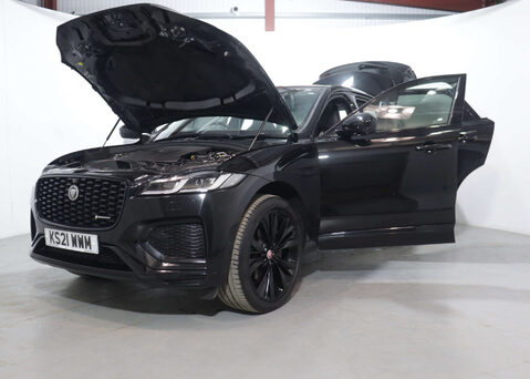 Jaguar F-Pace 2.0 F-PACE R-Dynamic HSE D MHEV AWD Auto 4WD 5dr 55
