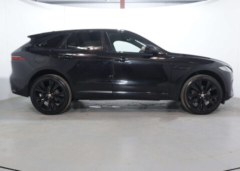 Jaguar F-Pace 2.0 F-PACE R-Dynamic HSE D MHEV AWD Auto 4WD 5dr 12