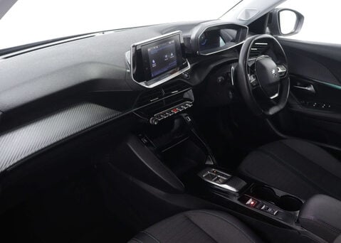 Peugeot 2008 1.2 2008 Allure Premium PureTech S/S Auto 5dr 38