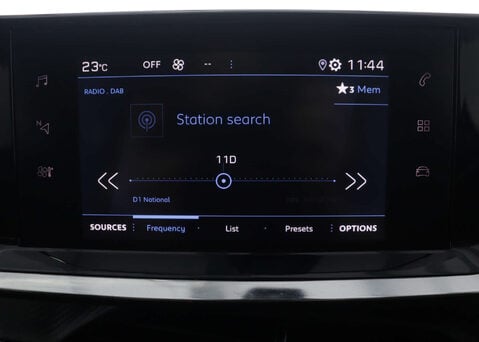 Peugeot 2008 1.2 2008 Allure Premium PureTech S/S Auto 5dr 22