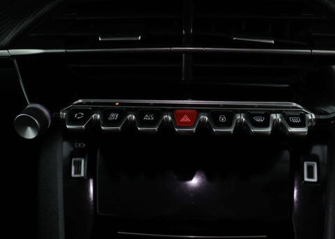 Peugeot 2008 1.2 2008 Allure Premium PureTech S/S Auto 5dr 26