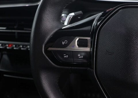 Peugeot 2008 1.2 2008 Allure Premium PureTech S/S Auto 5dr 30