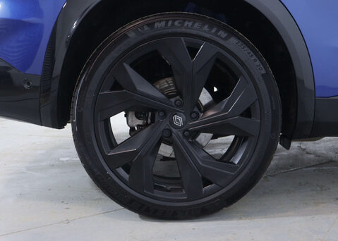 Renault Austral 1.2 Austral Techno Espirit Alpine HEV Auto 5dr 13