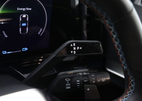 Renault Austral 1.2 Austral Techno Espirit Alpine HEV Auto 5dr 34