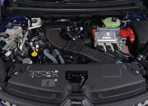 Renault Austral 1.2 Austral Techno Espirit Alpine HEV Auto 5dr 48