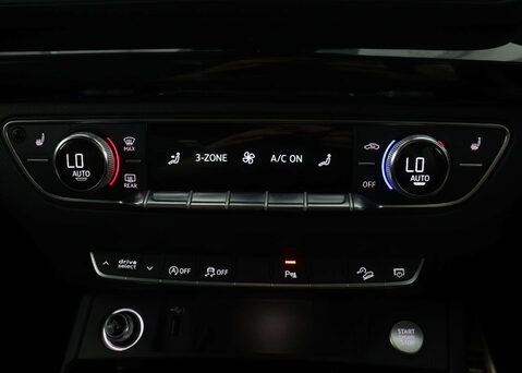 Audi Q5 2.0 Q5 Black Edition 45 TFSI Quattro Semi-Auto 4WD 5dr 30