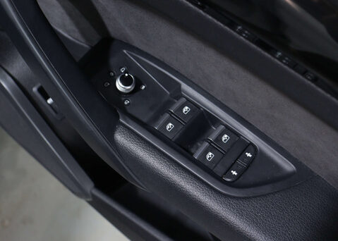 Audi Q5 2.0 Q5 Black Edition 45 TFSI Quattro Semi-Auto 4WD 5dr 42