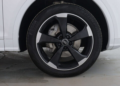 Audi Q5 2.0 Q5 Black Edition 45 TFSI Quattro Semi-Auto 4WD 5dr 14