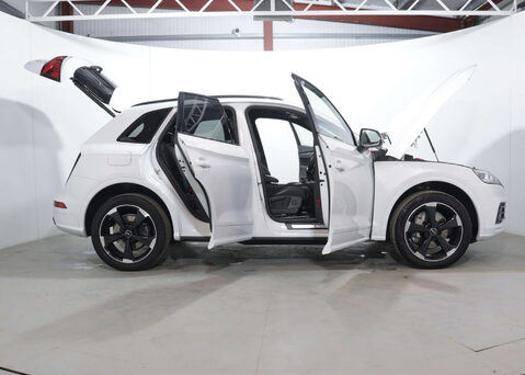 Audi Q5 2.0 Q5 Black Edition 45 TFSI Quattro Semi-Auto 4WD 5dr 63