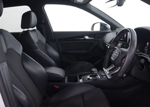 Audi Q5 2.0 Q5 Black Edition 45 TFSI Quattro Semi-Auto 4WD 5dr 44