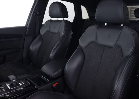 Audi Q5 2.0 Q5 Black Edition 45 TFSI Quattro Semi-Auto 4WD 5dr 49