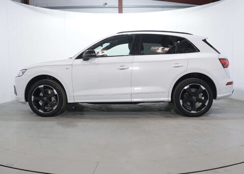 Audi Q5 2.0 Q5 Black Edition 45 TFSI Quattro Semi-Auto 4WD 5dr 8