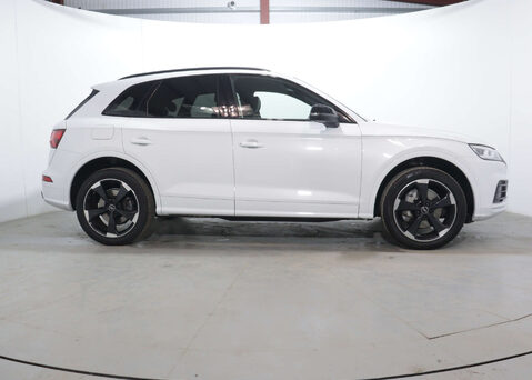 Audi Q5 2.0 Q5 Black Edition 45 TFSI Quattro Semi-Auto 4WD 5dr 12