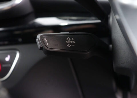 Audi Q5 2.0 Q5 Black Edition 45 TFSI Quattro Semi-Auto 4WD 5dr 37