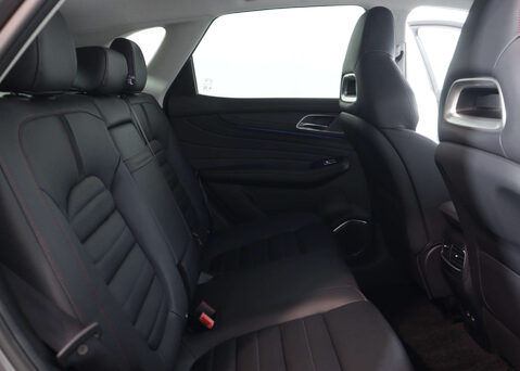 MG HS 1.5 HS Trophy S-A 5dr 51