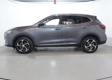 MG HS 1.5 HS Trophy S-A 5dr 7