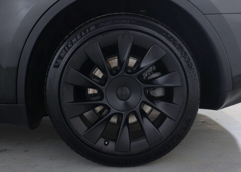 Tesla Model Y Model Y Long Range AWD 4WD 5dr 15