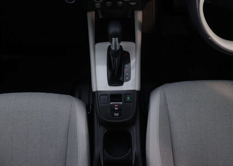 Honda Jazz 1.5 Jazz EX i-MMD CVT 5dr 17