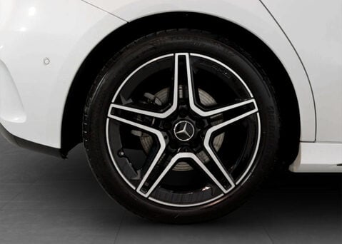 Mercedes-Benz A Class 1.3 A 200 AMG Line Edition Executive Auto 5dr 14