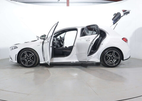 Mercedes-Benz A Class 1.3 A 200 AMG Line Edition Executive Auto 5dr 56