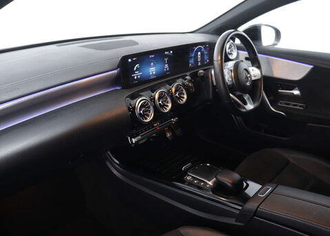 Mercedes-Benz A Class 1.3 A 200 AMG Line Edition Executive Auto 5dr 45
