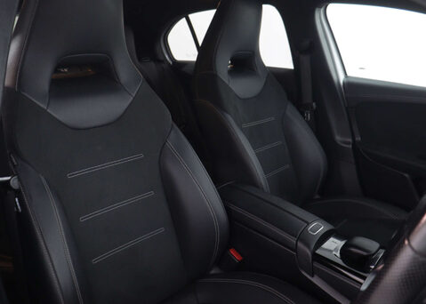 Mercedes-Benz A Class 1.3 A 200 AMG Line Edition Executive Auto 5dr 43