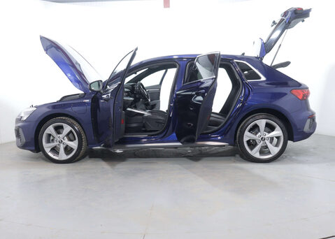 Audi A3 1.4 A3 Sportback 40 TFSI S Line E Semi-Auto 5dr 53