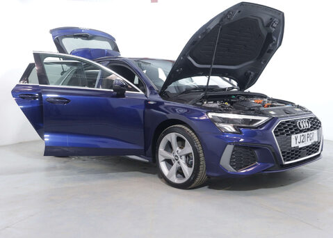 Audi A3 1.4 A3 Sportback 40 TFSI S Line E Semi-Auto 5dr 50