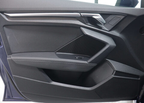 Audi A3 1.4 A3 Sportback 40 TFSI S Line E Semi-Auto 5dr 45