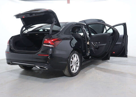 Mercedes-Benz A Class 1.3 A 200 Sport Exeutive Auto 4dr 55