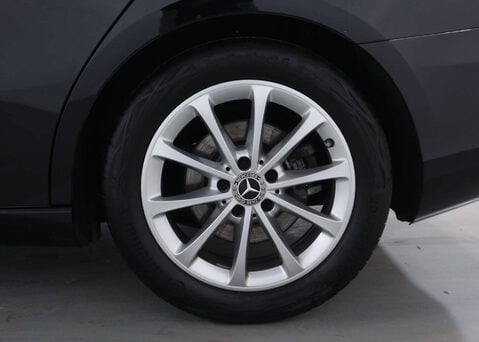 Mercedes-Benz A Class 1.3 A 200 Sport Exeutive Auto 4dr 16