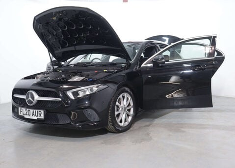 Mercedes-Benz A Class 1.3 A 200 Sport Exeutive Auto 4dr 51