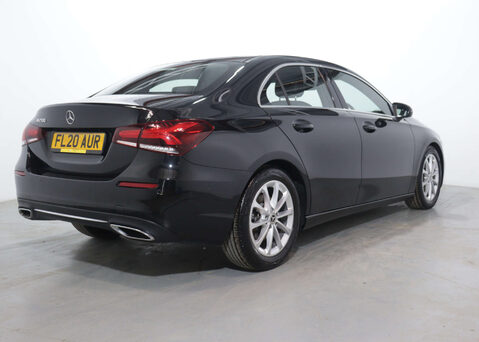 Mercedes-Benz A Class 1.3 A 200 Sport Exeutive Auto 4dr 11