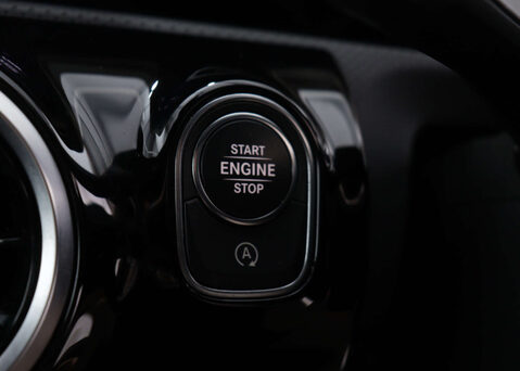 Mercedes-Benz A Class 1.3 A 200 Sport Exeutive Auto 4dr 33