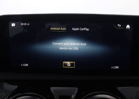 Mercedes-Benz A Class 1.3 A 200 Sport Exeutive Auto 4dr 26