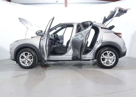 Nissan Juke 1.0 Juke N-Connecta DiG-T Semi-Auto 5dr 54