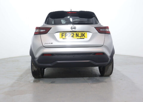 Nissan Juke 1.0 Juke N-Connecta DiG-T Semi-Auto 5dr 10