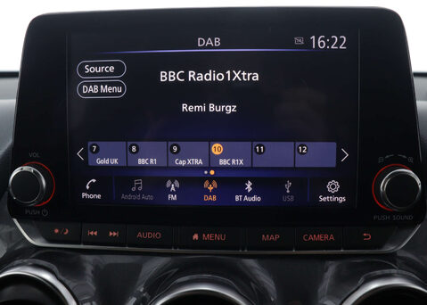 Nissan Juke 1.0 Juke N-Connecta DiG-T Semi-Auto 5dr 23