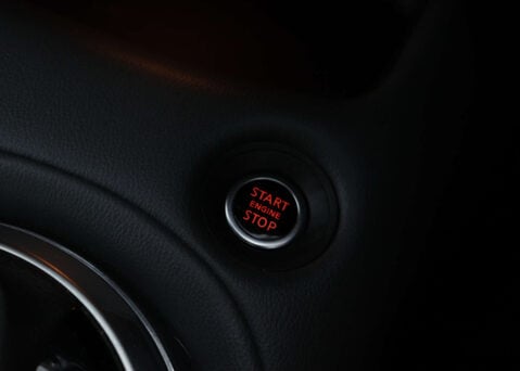 Nissan Juke 1.0 Juke N-Connecta DiG-T Semi-Auto 5dr 29