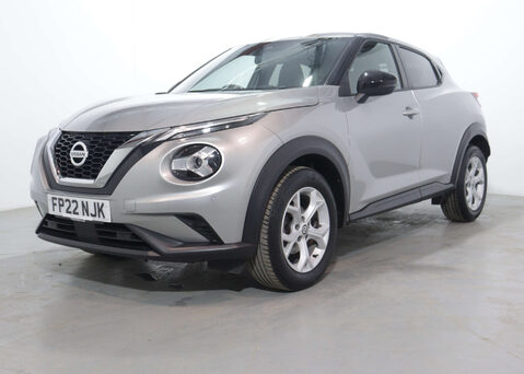 Nissan Juke 1.0 Juke N-Connecta DiG-T Semi-Auto 5dr 7