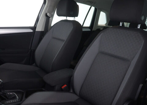 Volkswagen Tiguan 1.5 TIGUAN MATCH TSI EVO S-A 5dr 41