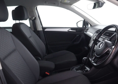 Volkswagen Tiguan 1.5 TIGUAN MATCH TSI EVO S-A 5dr 37